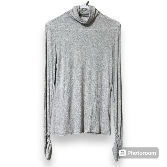 FABLETICS medium womens long sleeve turtleneck top shirred sleeve opening grey - Picture 1 of 11